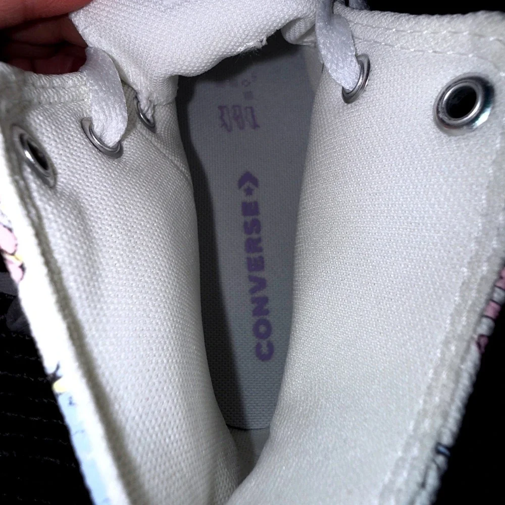 Converse CTAS Hi Kids Size 1.5 White Moonstone Violet New Unicorn